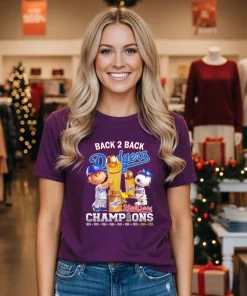 Charlie Brown and Snoopy Los Angeles Dodgers Snoopy Back 2 Back Champions shirt